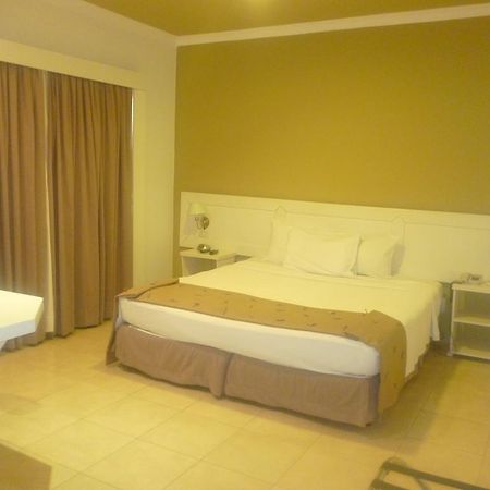 Hotel Anaca Sao Carlos Bilik gambar
